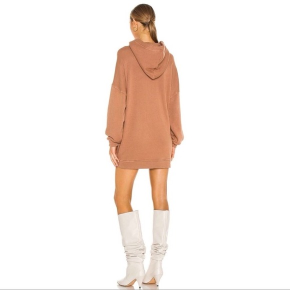Lovers + Friends OVERSIZED HOODIE Mocha Nude - Picture 4 of 9